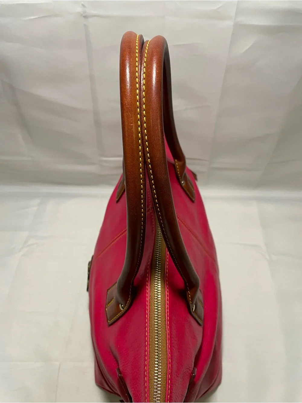 Dooney & Bourke 